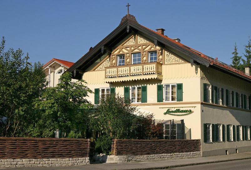 Landhaus Hotel فولفراتسهاوزن المظهر الخارجي الصورة