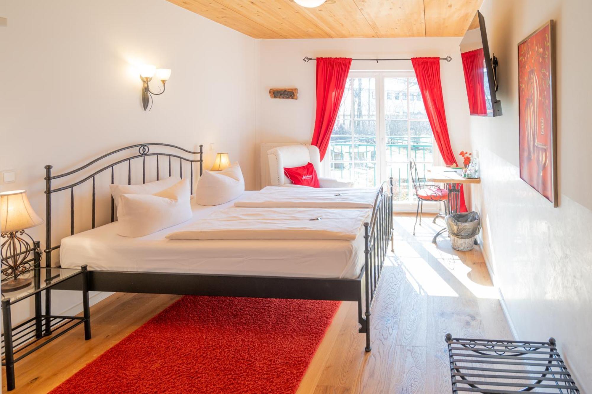 Landhaus Hotel فولفراتسهاوزن المظهر الخارجي الصورة