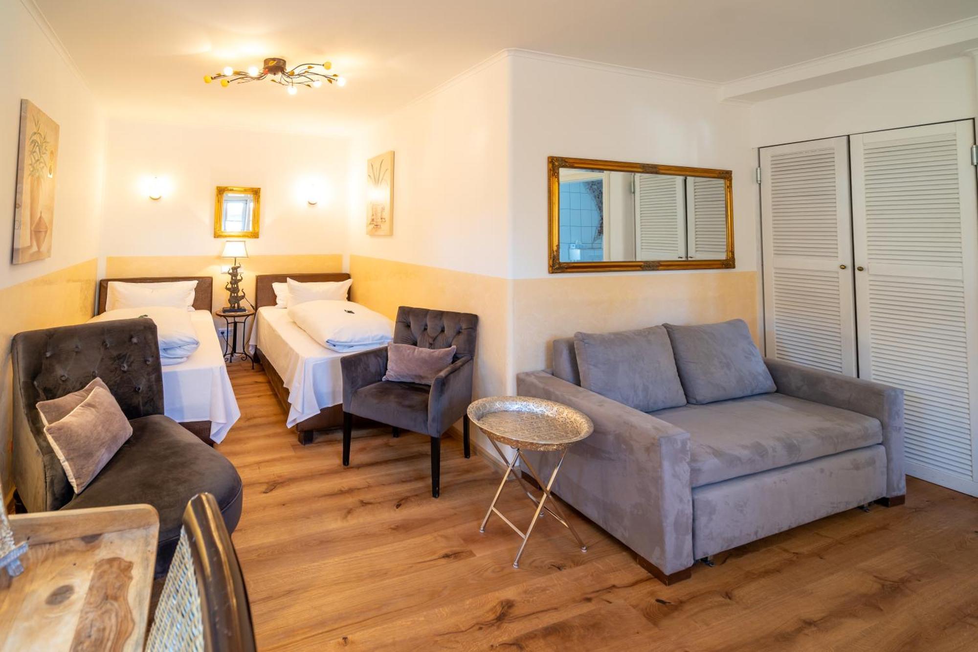 Landhaus Hotel فولفراتسهاوزن المظهر الخارجي الصورة