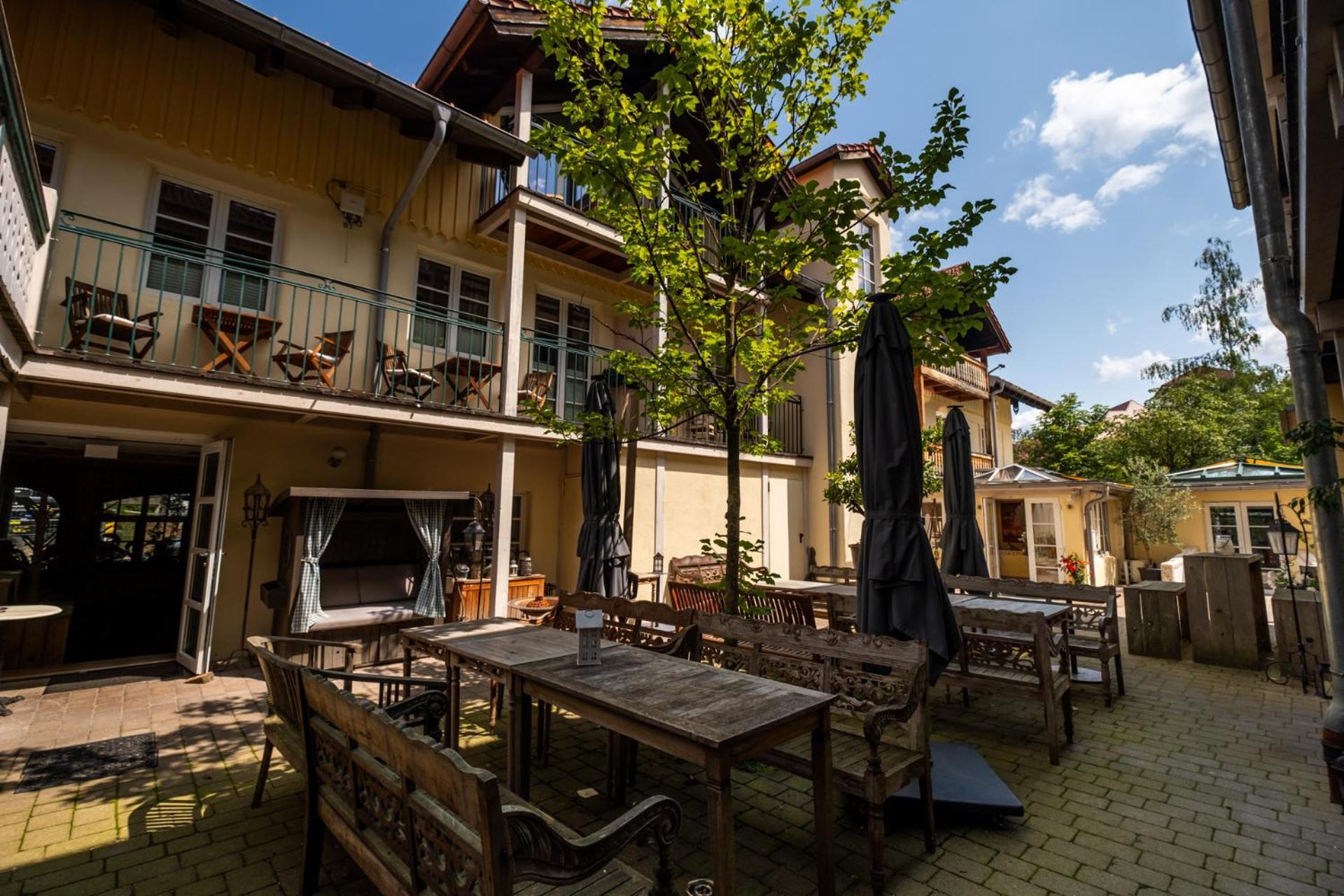 Landhaus Hotel فولفراتسهاوزن المظهر الخارجي الصورة